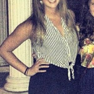 Crop top button down